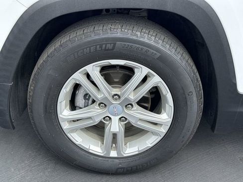 Certified 2023 GMC Terrain SLE w/ Driver Convenience Package FWD image 31