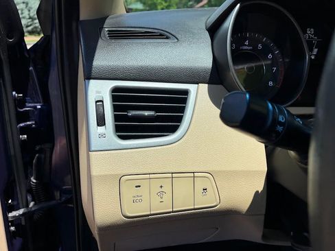Used 2013 Hyundai Elantra GLS FWD image 11