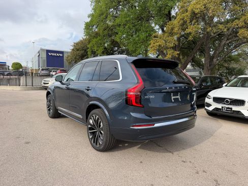 New 2026 Volvo XC90 T8 Ultra w/ Protection Package Premier image 4