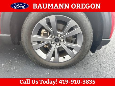 Used 2022 Ford Explorer XLT w/ Equipment Group 202A AWD/4WD image 9