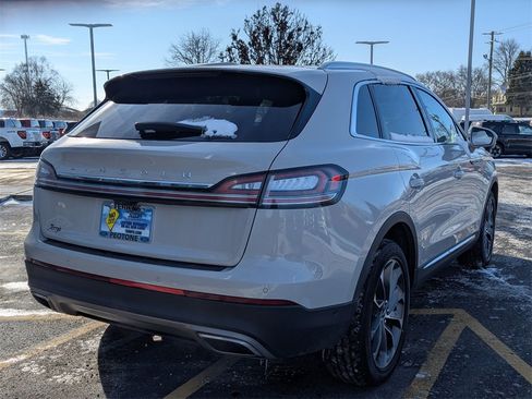 Used 2022 Lincoln Nautilus Reserve w/ Equipment Group 201A image 3