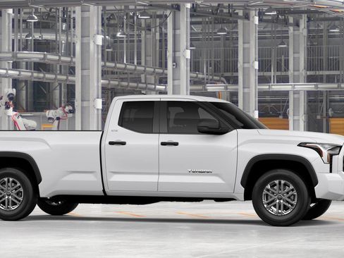 New 2026 Toyota Tundra SR5 AWD/4WD image 15