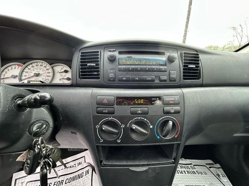 Used 2005 Toyota Corolla CE image 15