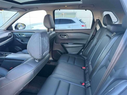 Certified 2021 Nissan Rogue SL w/ Premium Package image 10