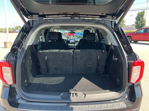Certified 2024 Ford Explorer XLT w/ Equipment Group 202A AWD/4WD image 22