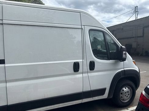 Used 2023 RAM ProMaster 3500 w/ Driver Convenience Group FWD image 8