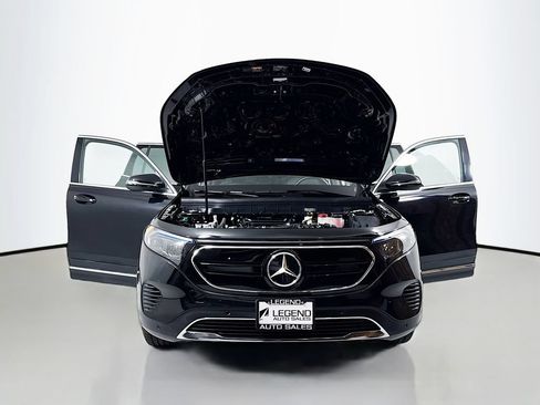 Used 2023 Mercedes-Benz EQB 300 4MATIC image 20
