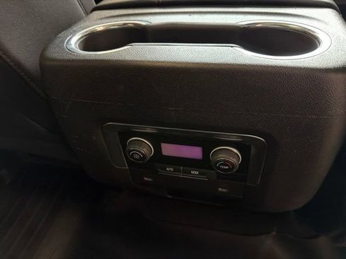 Used 2023 Chevrolet Suburban Z71 AWD/4WD image 43