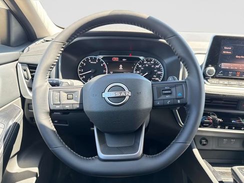 New 2026 Nissan Rogue SV AWD/4WD image 29