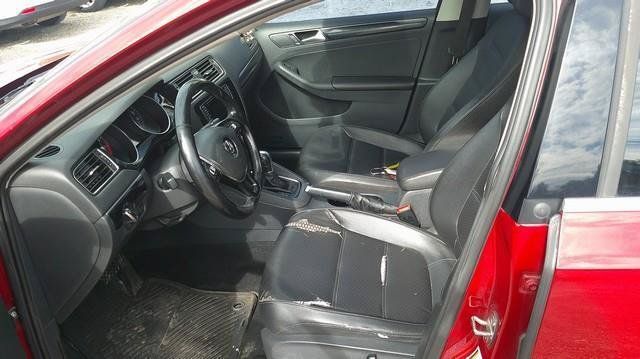 Used 2017 Volkswagen Jetta SEL FWD image 5
