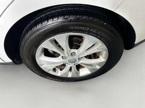 Used 2015 Kia Soul + image 11