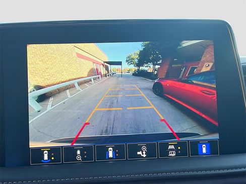 Used 2023 Chevrolet Tahoe LT w/ Luxury Package image 14