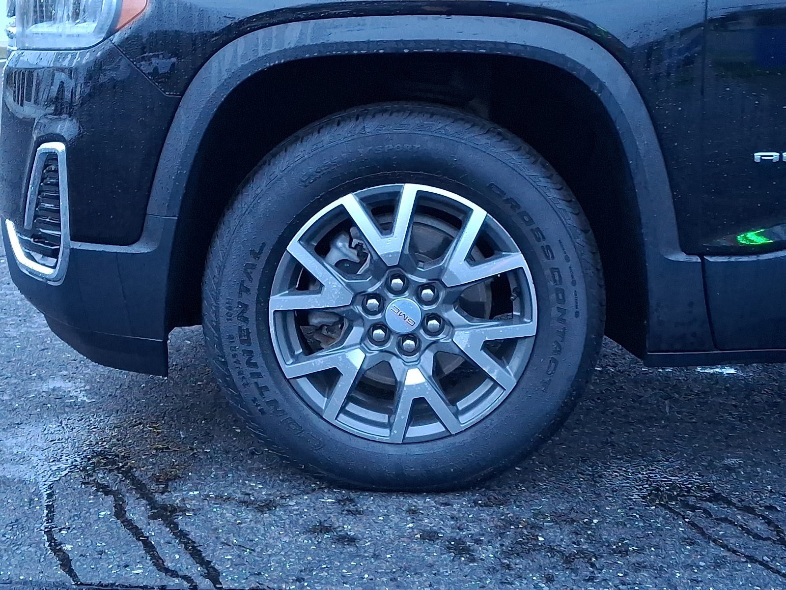 Certified 2023 GMC Acadia SLE FWD image 8