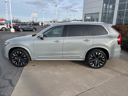 Certified 2025 Volvo XC90 B6 Plus image 10