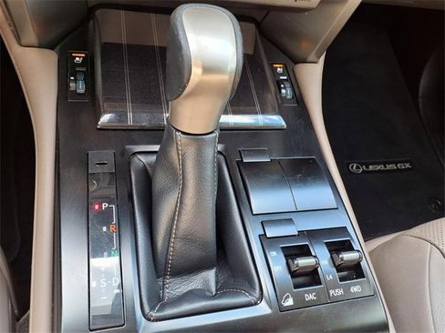 Used 2021 Lexus GX 460 Premium image 19