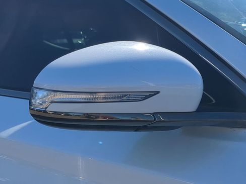 Used 2025 Genesis G70 3.3T Advanced image 10