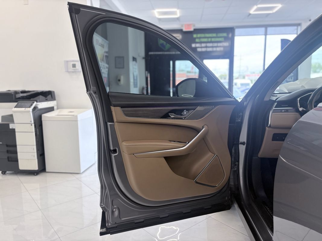 Used 2022 Jaguar F-PACE S AWD/4WD image 38