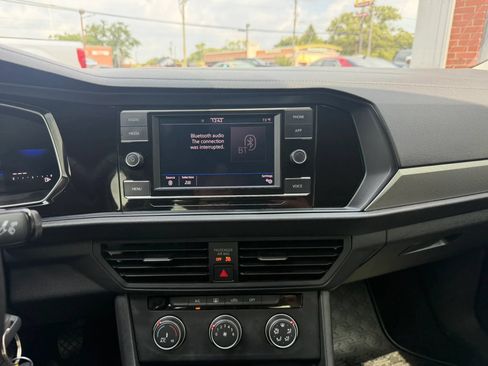 Used 2024 Volkswagen Jetta S FWD image 19