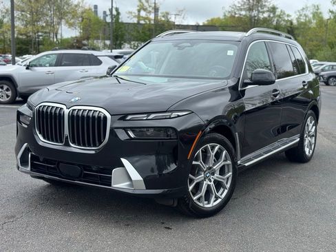 Used 2025 BMW X7 xDrive40i w/ Premium Package AWD/4WD image 1
