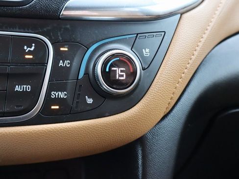 Used 2020 Chevrolet Equinox Premier image 13