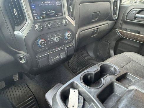 Used 2022 Chevrolet Silverado 1500 RST AWD/4WD image 28
