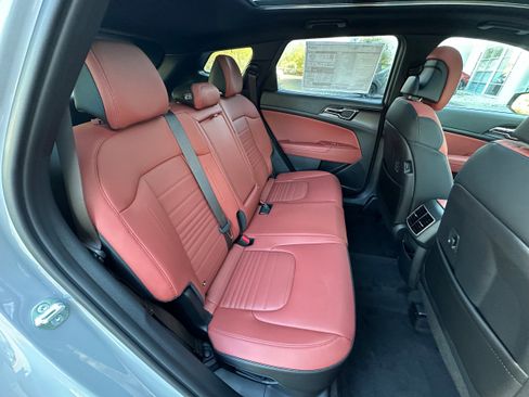 New 2026 Kia Sportage SX Prestige image 17