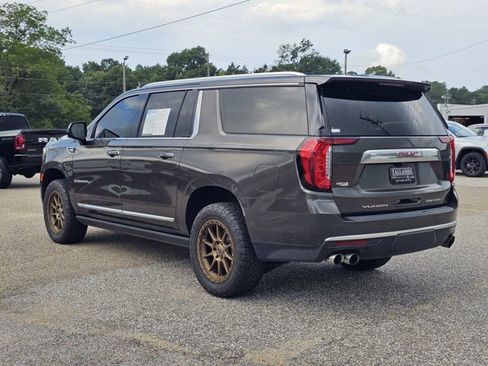 Used 2021 GMC Yukon XL Denali w/ Denali Ultimate Package AWD/4WD image 11