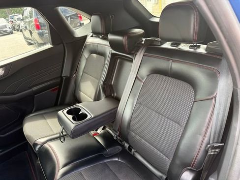 Used 2023 Ford Escape ST-Line Select AWD/4WD image 49