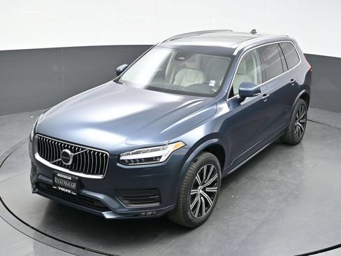 Used 2023 Volvo XC90 B5 Core w/ Protection Package Premier AWD/4WD image 33