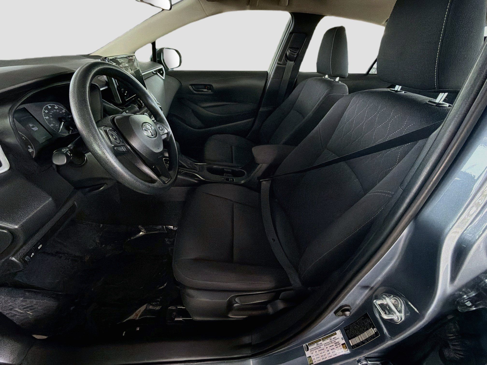 Used 2025 Toyota Corolla LE FWD image 13