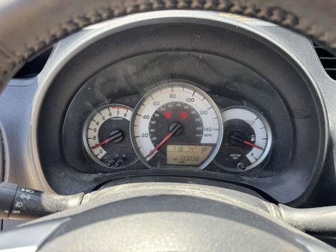 Used 2012 Toyota Yaris SE FWD image 20