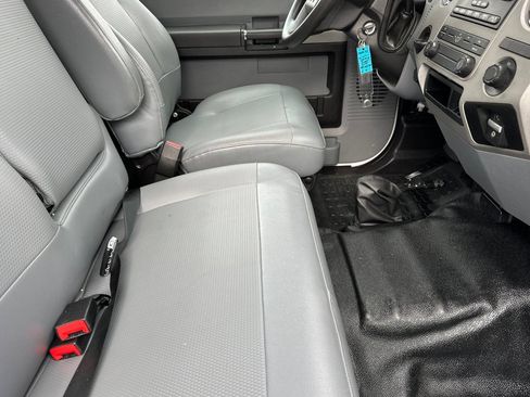 Used 2019 Ford F650 2WD Regular Cab Super Duty image 15