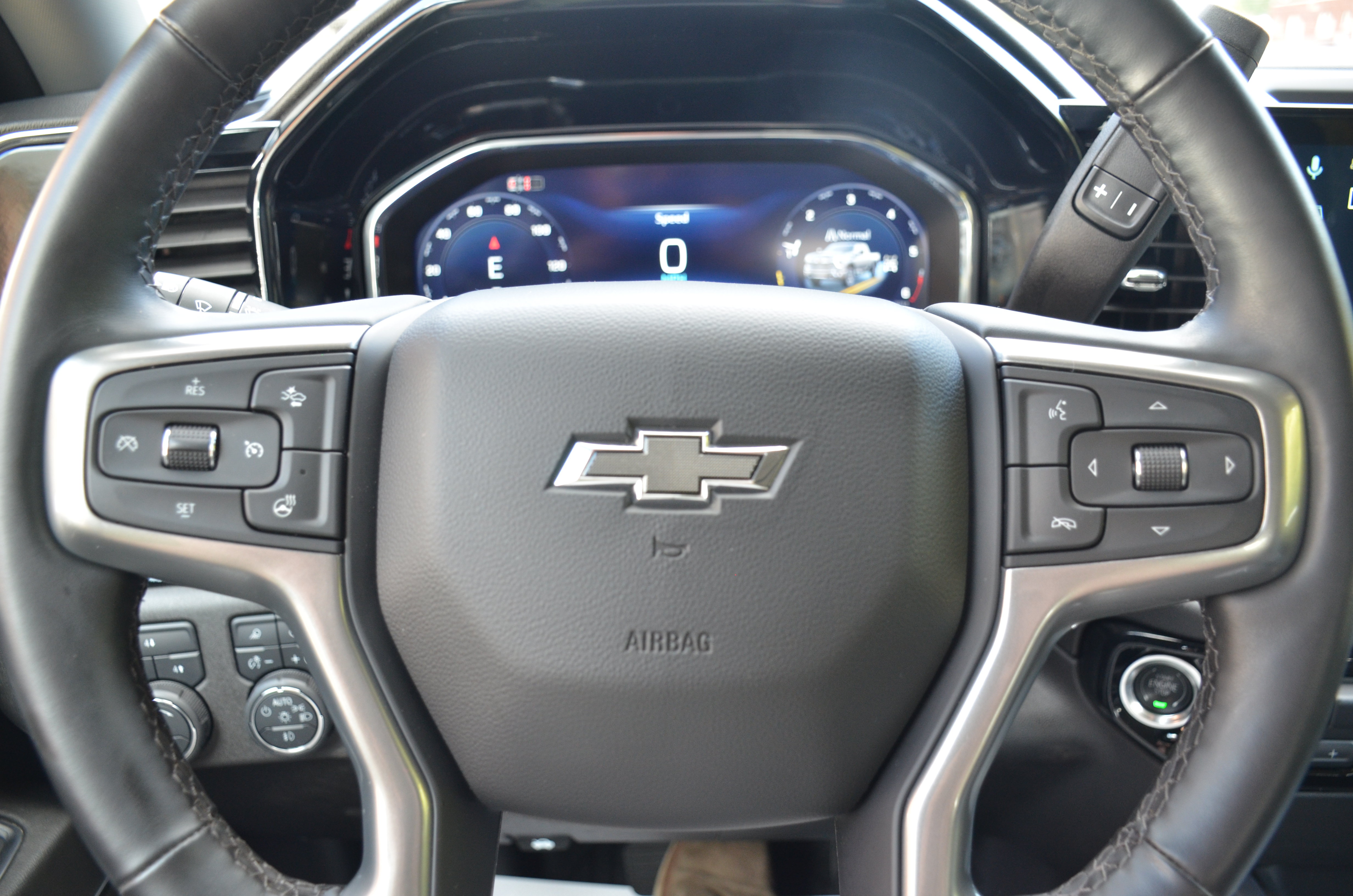Used 2025 Chevrolet Silverado 2500 LT w/ Trail Boss Package AWD/4WD image 55