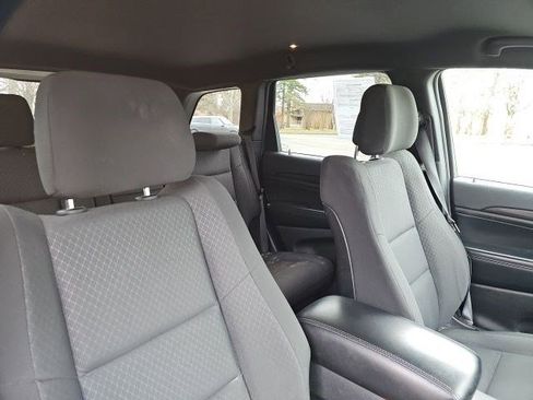 Used 2019 Jeep Grand Cherokee Laredo image 13