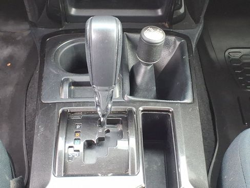 Used 2015 Toyota 4Runner Trail AWD/4WD image 15