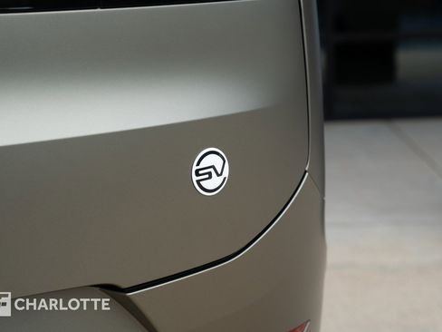 Used 2024 Land Rover Range Rover Sport SV Edition One Carbon Bronze image 17