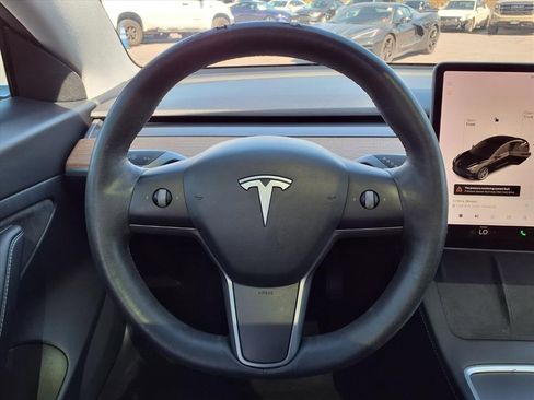 Used 2021 Tesla Model 3 Standard Range Plus image 34