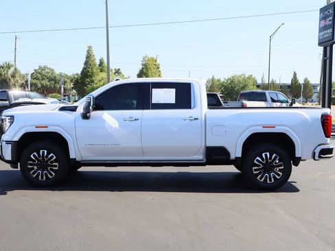 Used 2025 GMC Sierra 2500 Denali Ultimate AWD/4WD image 6