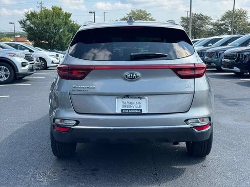 Used 2020 Kia Sportage EX AWD/4WD image 4