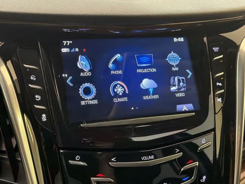 Used 2020 Cadillac Escalade ESV Premium Luxury AWD/4WD image 23