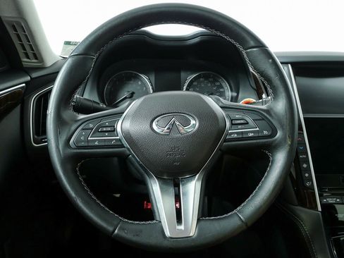Used 2019 INFINITI Q50 Luxe w/ Cargo Package (L96) RWD image 9