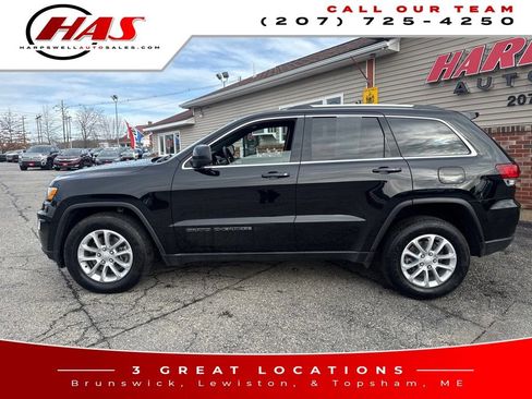 Used 2021 Jeep Grand Cherokee Laredo image 2