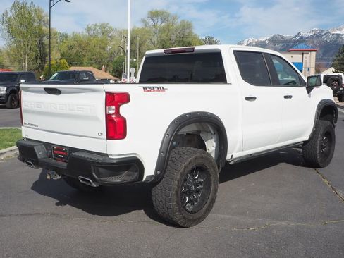 Used 2020 Chevrolet Silverado 1500 LT Trail Boss image 6