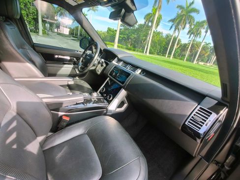 Used 2018 Land Rover Range Rover Supercharged AWD/4WD image 45