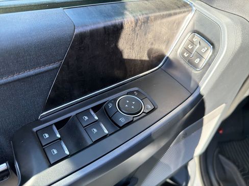 Used 2023 Ford F150 Lightning Lariat w/ Equipment Group 511A High image 17