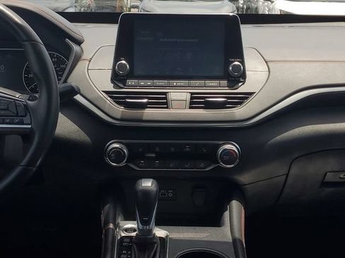 Used 2019 Nissan Altima 2.5 SR w/ SR Premium Package FWD image 22