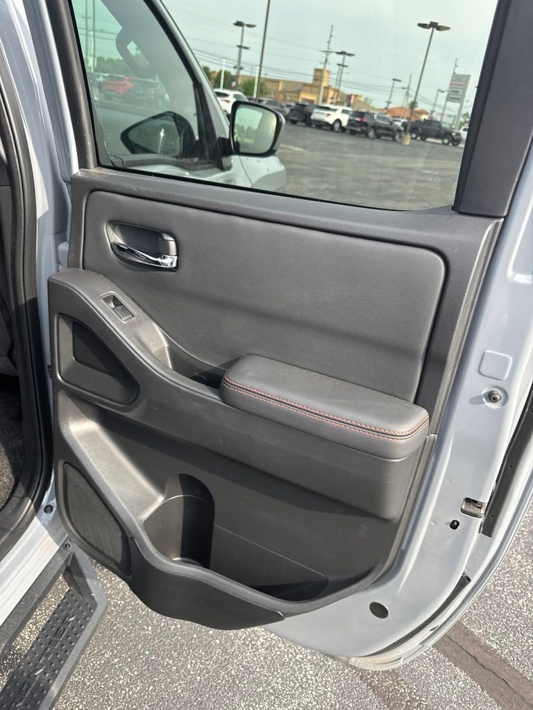 Used 2024 Nissan Frontier PRO-4X w/ Off-Road Protection Package AWD/4WD image 40
