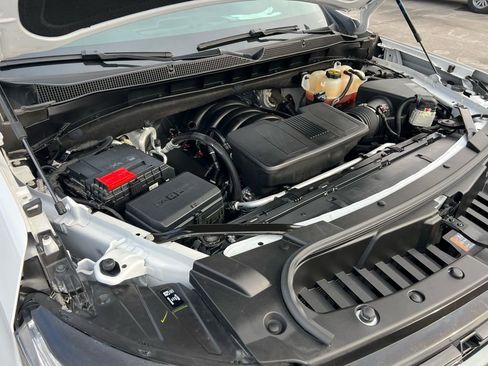 Used 2022 Chevrolet Tahoe Z71 w/ Luxury Package image 58