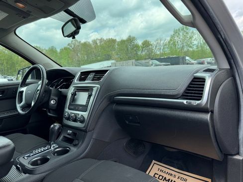 Used 2014 GMC Acadia SLE FWD image 21