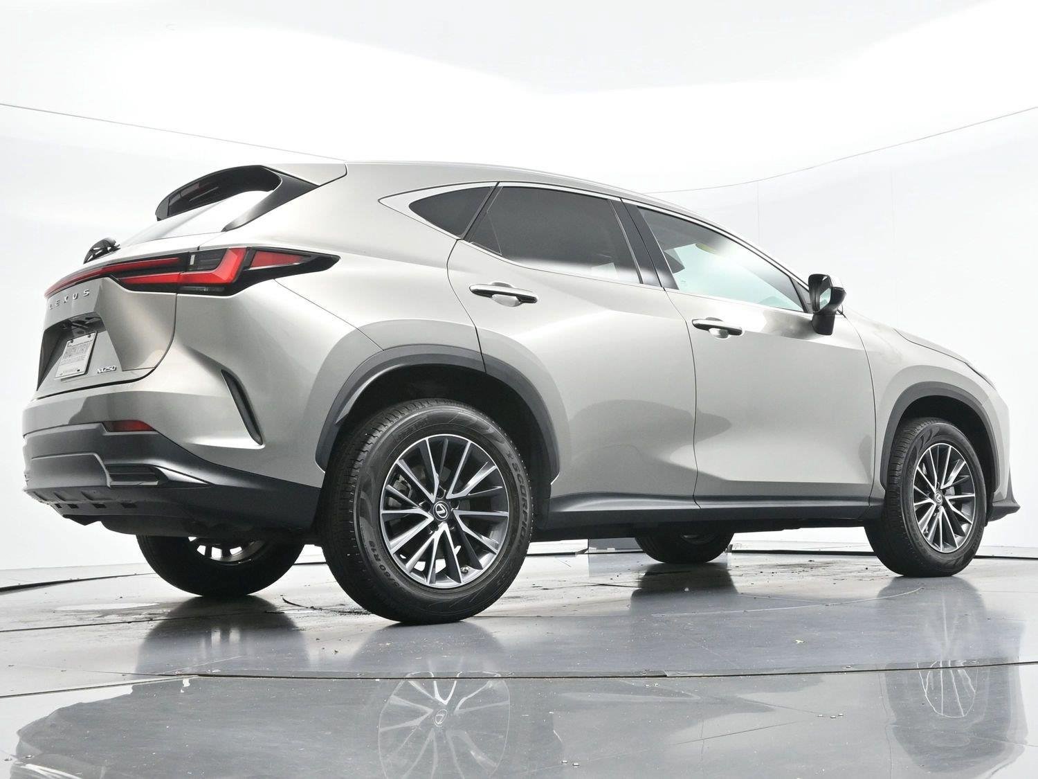 Used 2022 Lexus NX 250 FWD w/ Towing Package (2000 Lbs) image 51